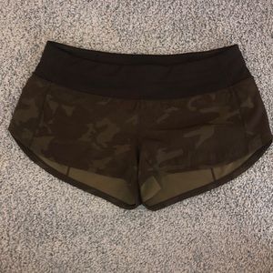 Lululemon Shorts Size 6